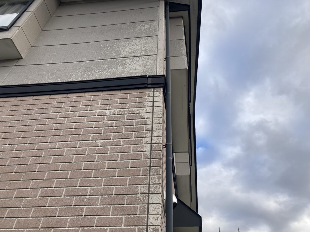 南陽市外壁塗装前（施工事例）マツダ塗装