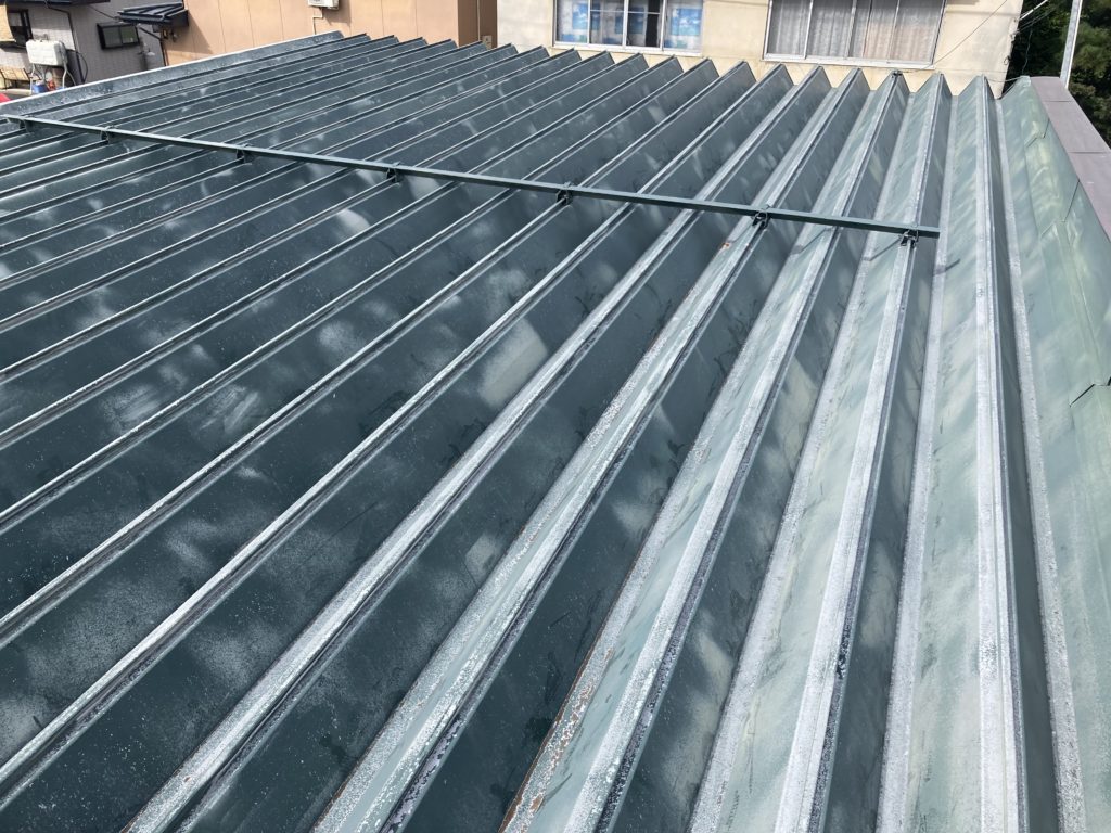 南陽市 車庫屋根塗り替え塗装工事前（施工事例）マツダ塗装