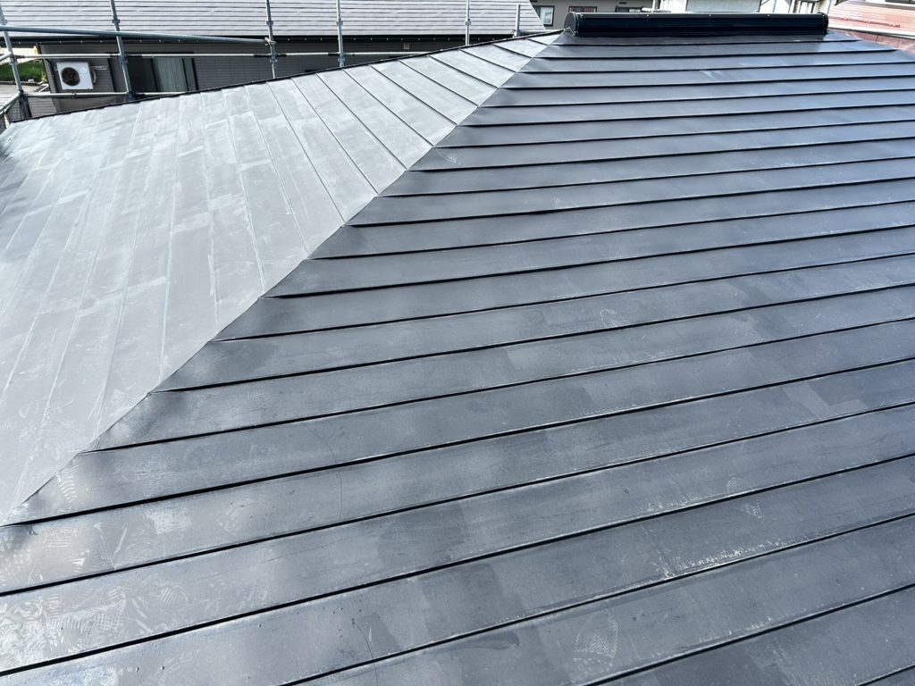 南陽市屋根塗装工事前（施工事例）マツダ塗装